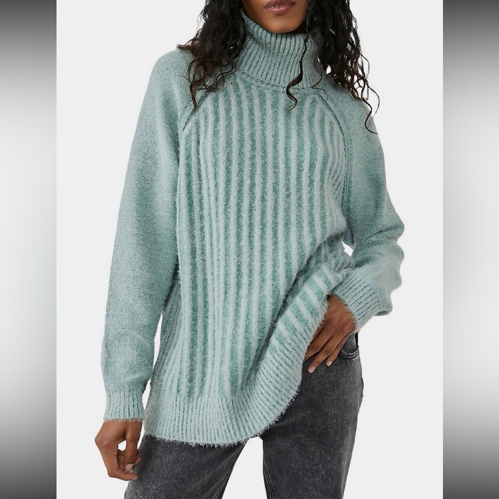 Free People Big City Turtleneck Sweater Size Small Cotton blend